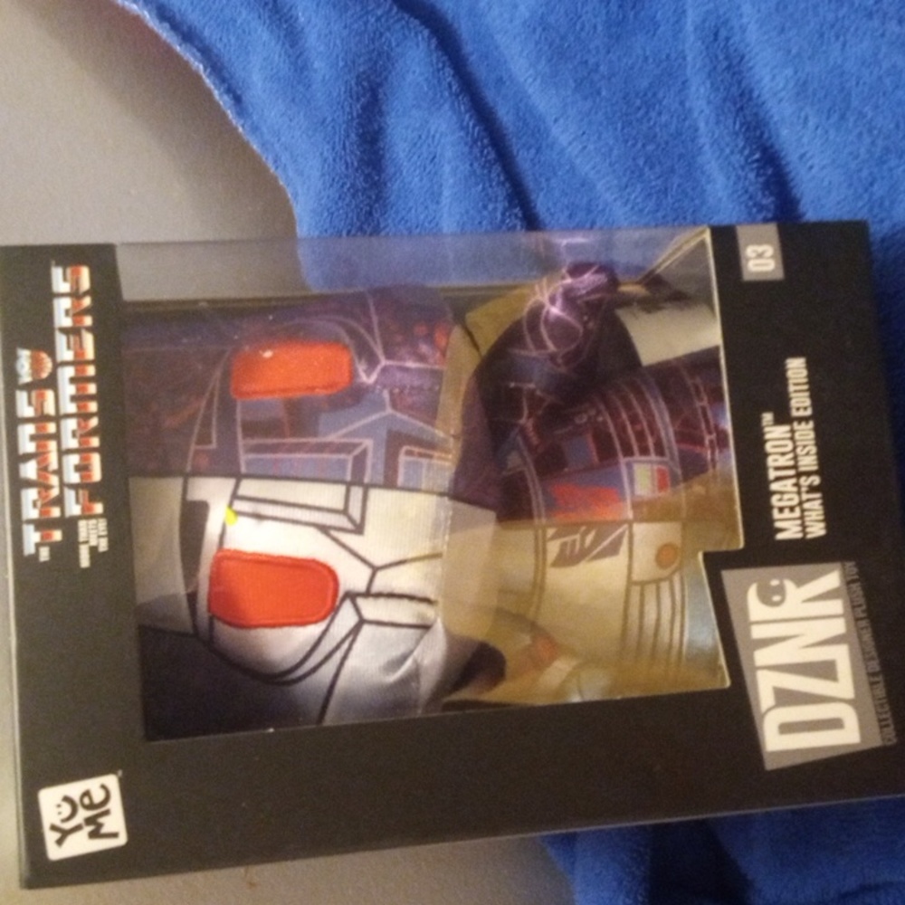Megatron DZNR transformer toy